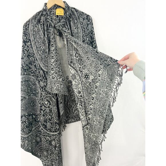 Anna Irion Wool Cashmere Capelet Woven Jacquard Shawl Floral Knit Cardigan Shawl - Picture 3 of 8